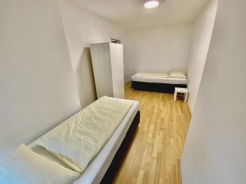 Vienna'S Danube Apartments Екстериор снимка