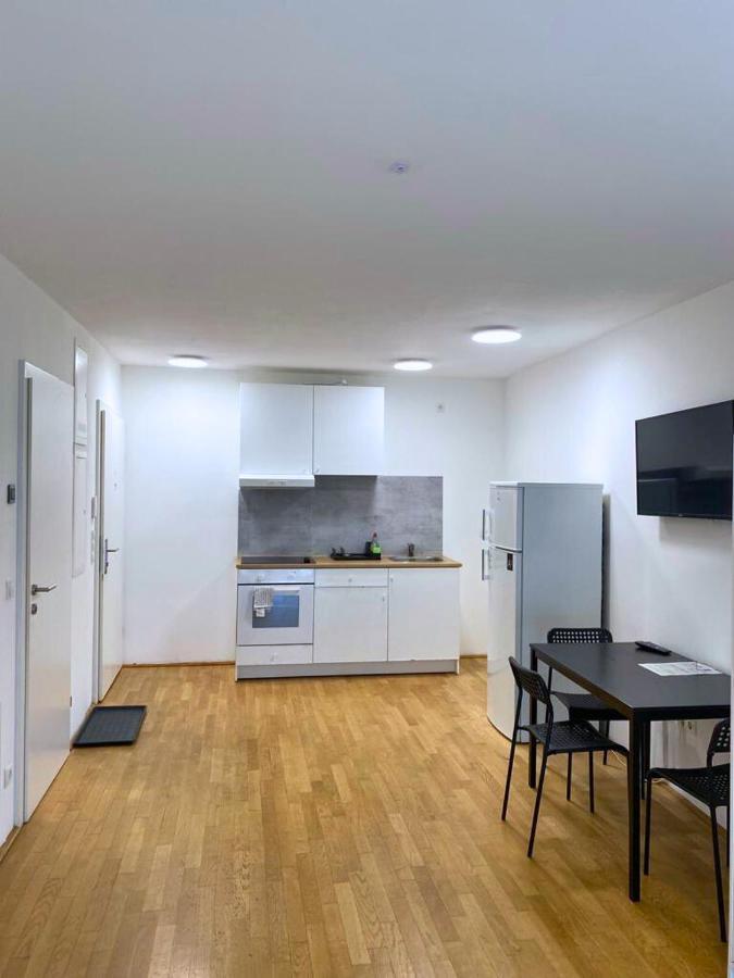 Vienna'S Danube Apartments Екстериор снимка