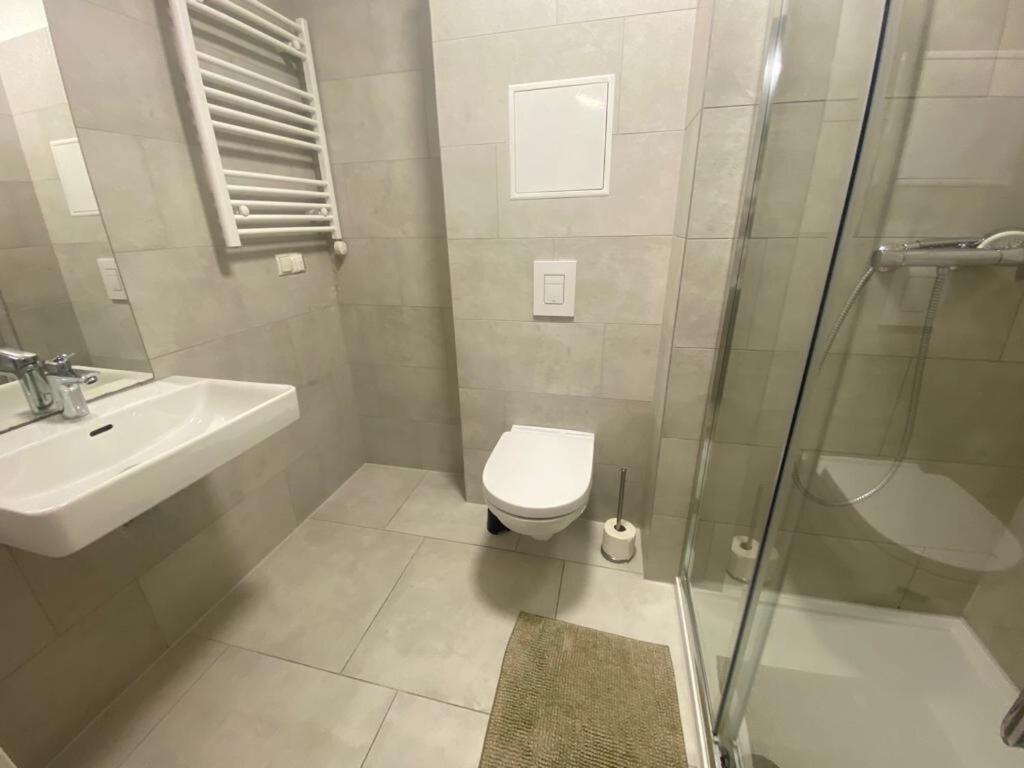 Vienna'S Danube Apartments Екстериор снимка